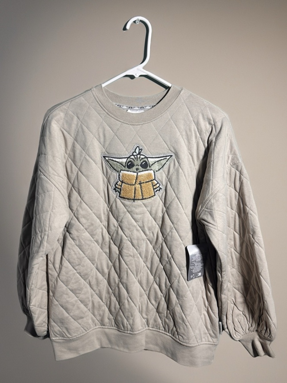 NWT Star Wars Grogu Baby Yoda Quilted Sweatshirt Crewneck Beige XS
